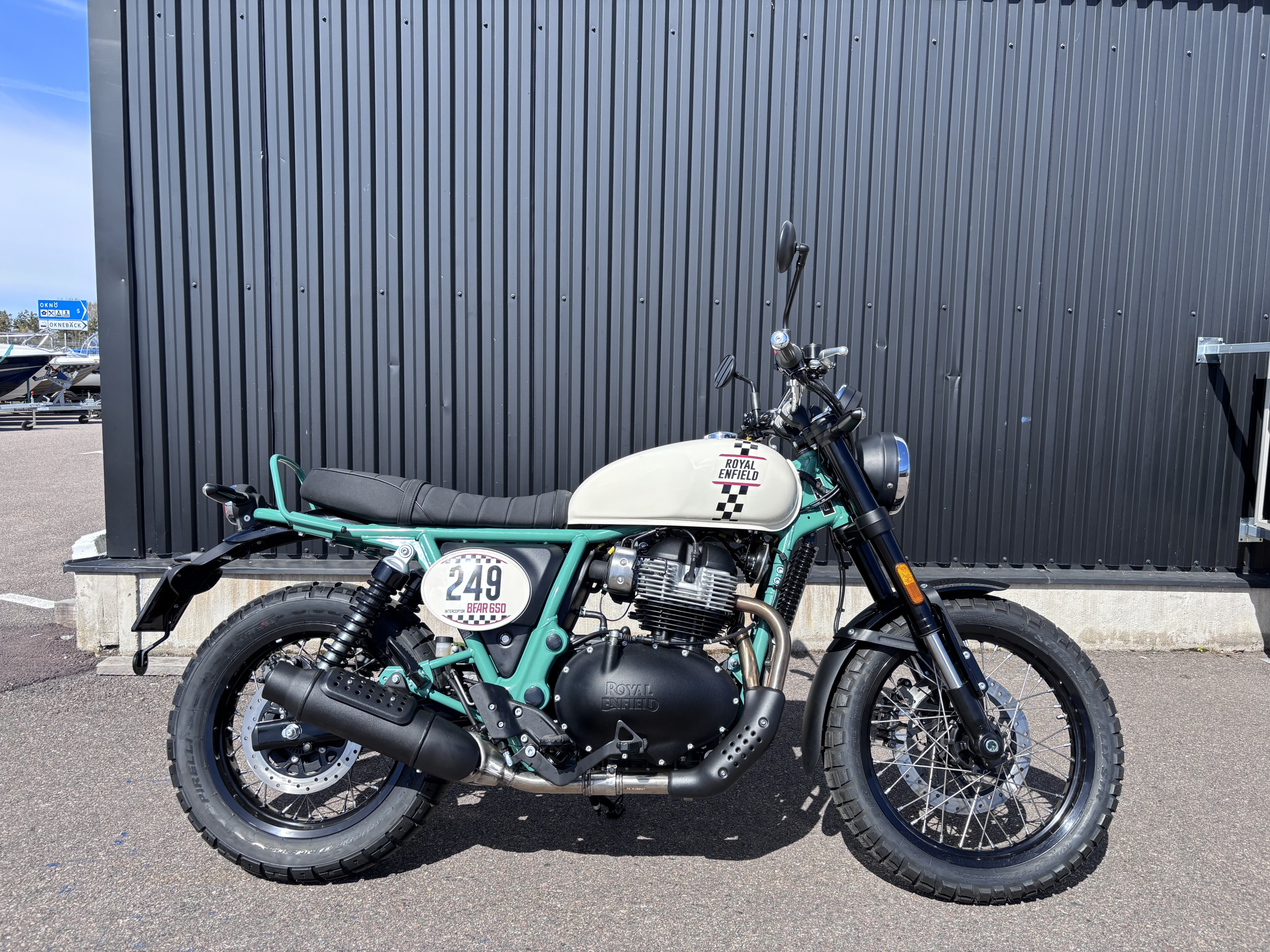 Royal Enfield Bear 650 Two Four Nine 2026
