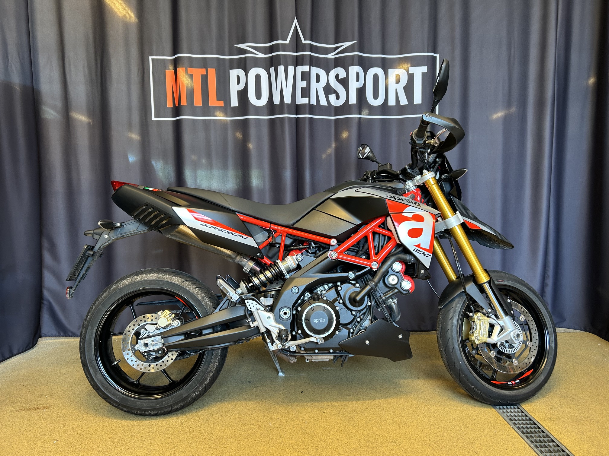 Aprilia Dorsoduro (A2 reggad) 2018